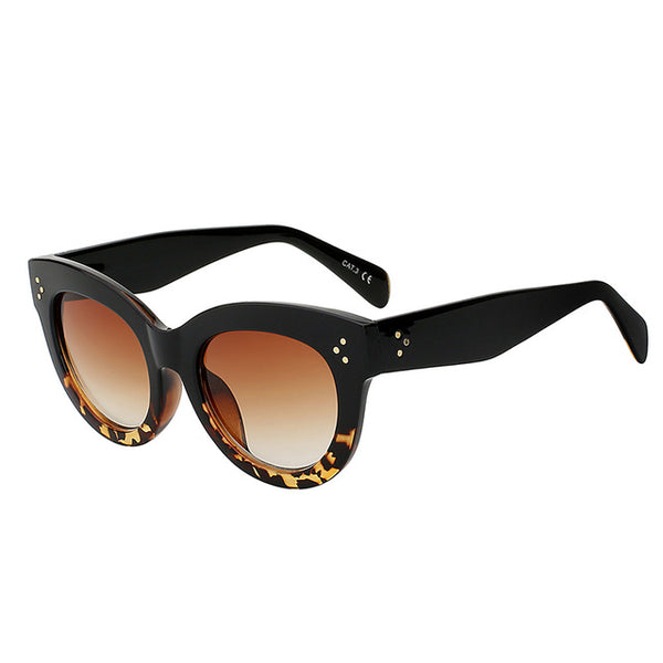 New 2018 Female Audrey Fashion Retro Glasses Rivets Vintage Women Sunglasses Cateye Designer Eyeglasses Girl  feminino